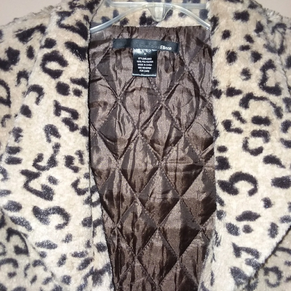 Ellison Ladies Animal Print Faux Fur Coat(M) - Picture 6 of 8